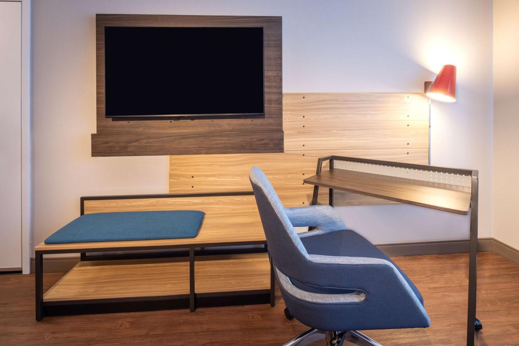 Hotel Tru By Hilton Yakima Airport Exterior foto