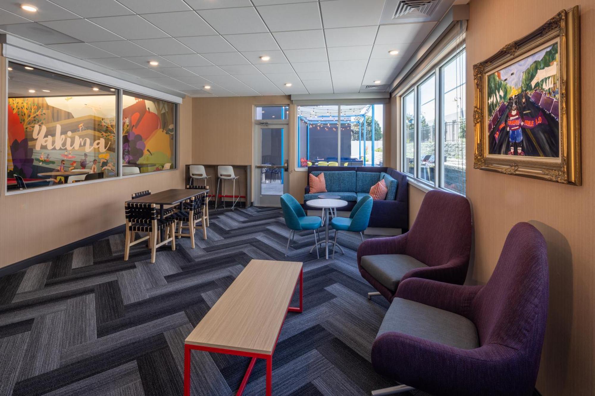 Hotel Tru By Hilton Yakima Airport Exterior foto